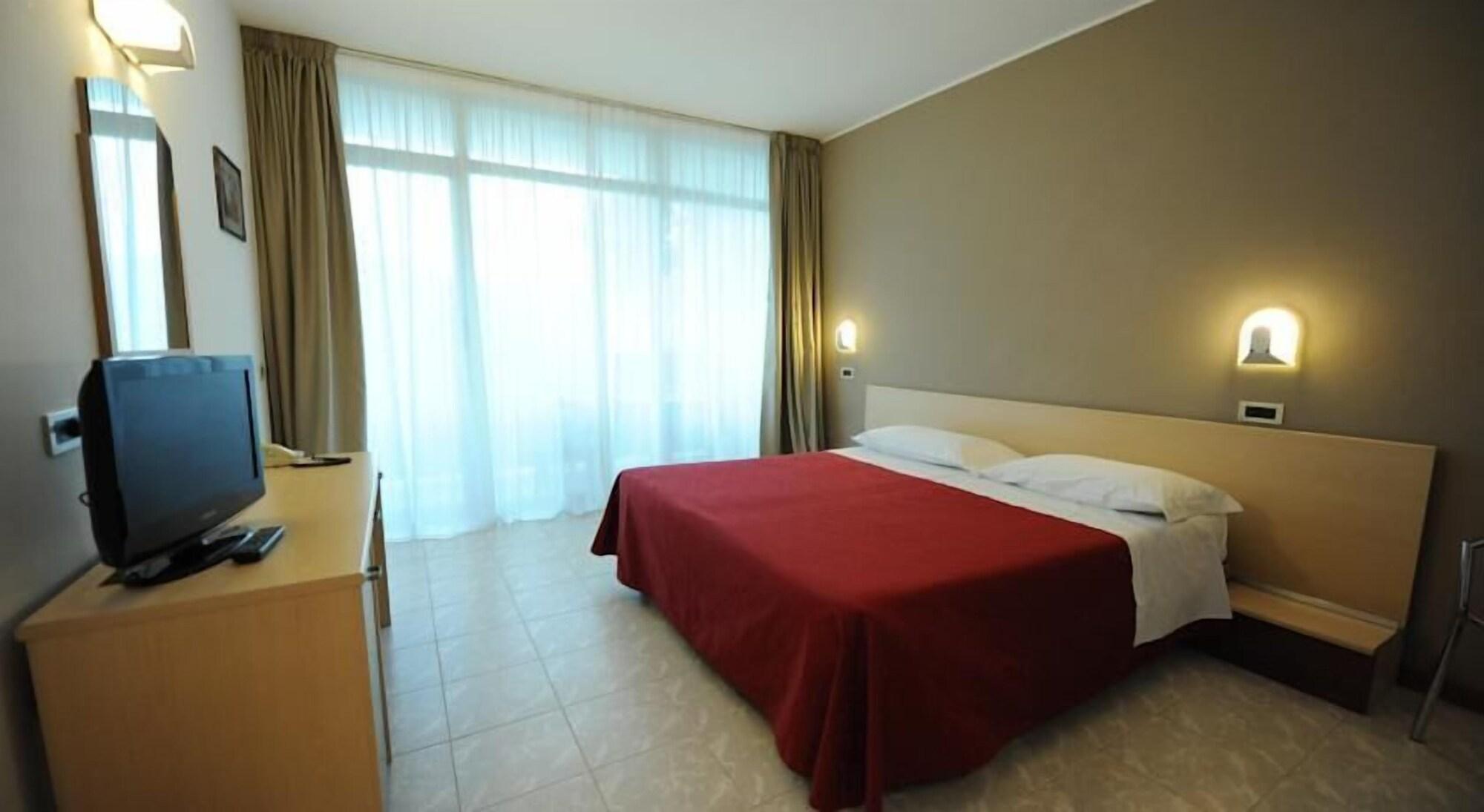 Hotel Elvezia Pesaro Exterior photo